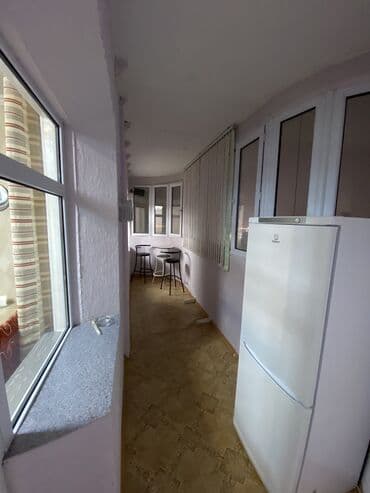 сниму двухкомнатную квартиру на длительный срок: 1 комната, Без подселения, С мебелью полностью — 3