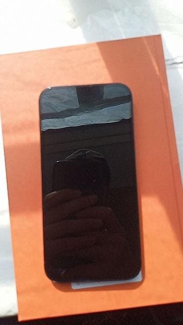 IPhone 13, Б/у, 128 ГБ, Midnight, 95 %