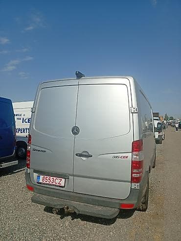 e320 w124: Mercedes-Benz Sprinter 315 CDI, серебристый фургон (короткая/средняя — 4