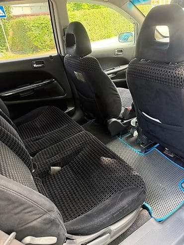 pod: Honda Stream: 2001 г., 1.7 л, Автомат, Бензин, Минивэн — 8
