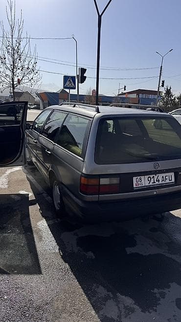 pasat b5: Volkswagen Passat Variant: 1990 г., 1.8 л, Механика, Бензин, Универсал — 3