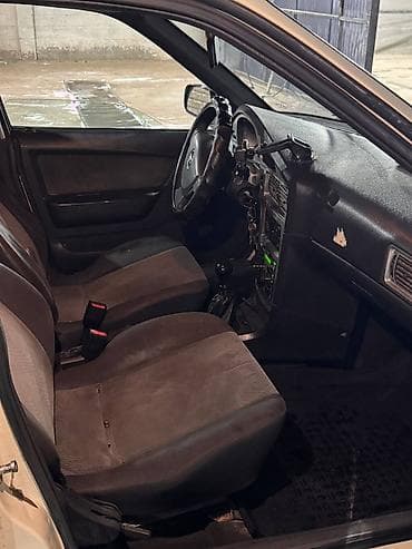 ровтер: Daewoo Nexia: 2013 г., Механика, Седан — 4