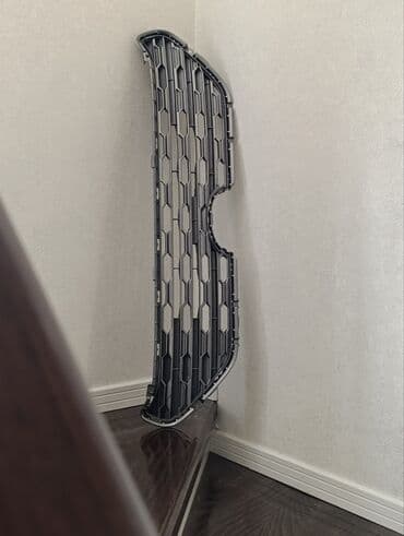 Решетка радиатора Toyota 2023 г., Б/у, Оригинал