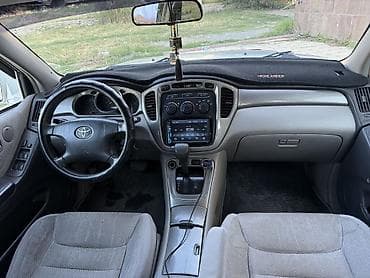 Toyota Highlander: 2002 г., 2.4 л, Автомат, Бензин, Кроссовер — 9