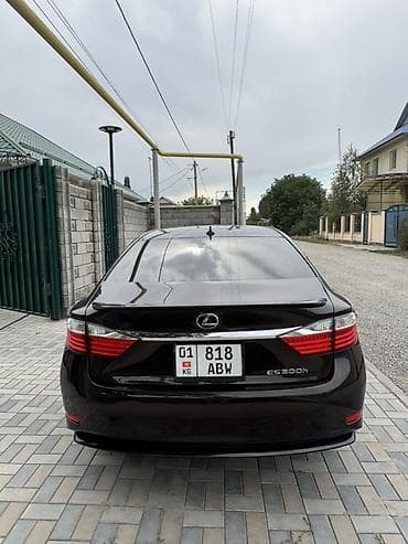 красный салон: Lexus ES: 2013 г., 2.5 л, Вариатор, Гибрид, Седан — 5