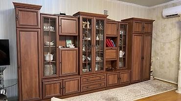 гостиный стенка: Стенка-шкаф, Тип стенки-шкафа: Модульная, Для зала, Особенности: Для хранения посуды — 1