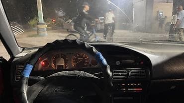 прадо 2015: Toyota Corolla: 1989 г., 1.3 л, Механика, Бензин, Универсал — 3