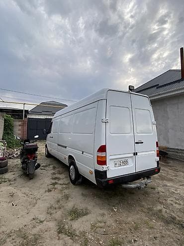 mersedes 203: Грузовик, Б/у — 2