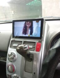 срочно продаю в связи с переездом: Honda Mobilio: 2003 г., 1.5 л, Вариатор, Бензин, Минивэн — 4