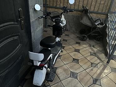 Велосипеды: Электроскутер Super Bike (белый) Состояние хорошее, не ездили толком — 3