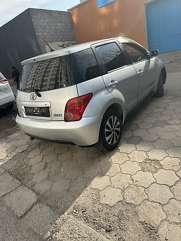 Toyota Ist: 2003 г., 1.5 л, Автомат, Бензин, Хэтчбэк
