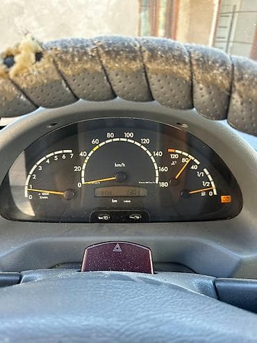 скутер колдонулган: Mercedes-Benz Спринтер: 2004 г., 2.2 л, Кол менен иштөөчү, Дизель, Пикап — 3