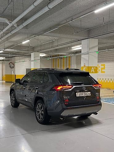 prius plus: Toyota RAV4: 2022 г., 2.5 л, Автомат, Гибрид, Кроссовер — 7