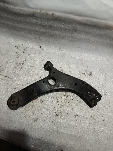 верхний рычаг: Передний левый рычаг Kia Оригинал — 2