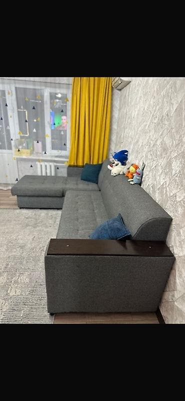 сту: Угловой диван, C подушками — 1