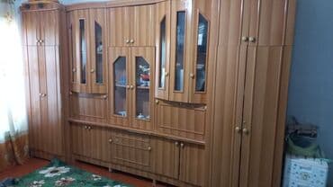 Гарнитур для зала, Б/у, Шкаф, Самовывоз, цвет - Бежевый