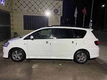 Транспорт: Toyota Ipsum: 2001 г., 2.4 л, Автомат, Бензин, Минивэн — 6