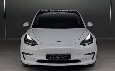 Tesla: Tesla Model 3: 2019 г., 5.5 л, Автомат, Электромобиль, Седан — 2