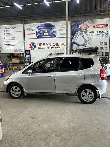 xpeng g3: Honda Fit: 2003 г., 1.5 л, Автомат, Бензин, Хэтчбэк — 4
