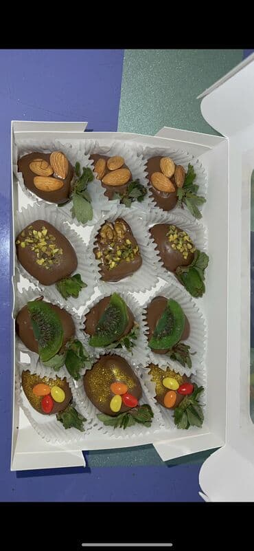 дубайский шыкалат: Клубника/финики(королевские)в шоколаде Букет из сухофруктов Для — 7