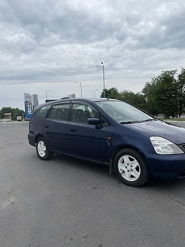 аудио касета: Honda Stream: 2001 г., 2 л, Механика, Бензин, Минивэн — 2
