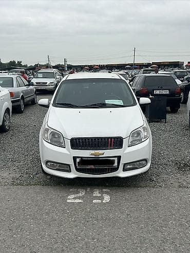 Chevrolet Aveo: 2021 г., 1.5 л, Механика, Бензин, Седан