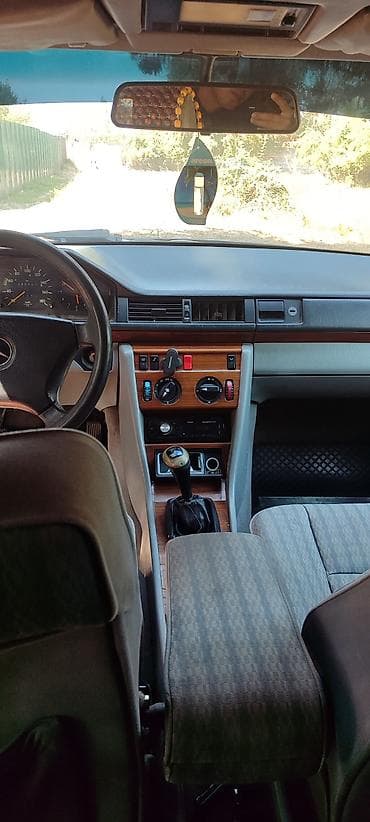 куплю мерс: Mercedes-Benz W124: 1992 г., 2.9 л, Механика, Дизель, Седан — 6