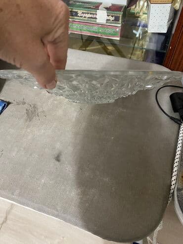 стеклянный шкаф для посуды: Блюдо из хрусталя для борсоков и лепешек .СССР — 2