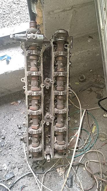 Автохимия: Головка блока цилиндров Тойота Марк 2 (ГБЦ) V6, 24 клапана, с двумя — 1