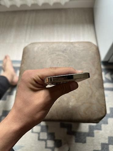 second hand mobile: Apple iPhone 13 Pro, цвет «золотой» По корпусу 10/10 Акб 87 — 4
