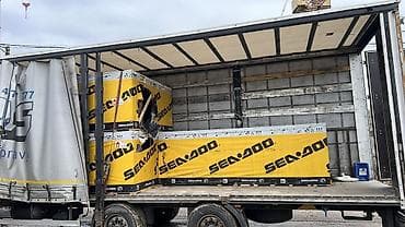 SEA‑DOO — водные гидроциклы в заводских транспортных коробах. Что