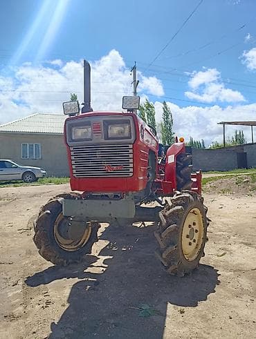 Колесный трактор Yanmar YM2220D с почвофрезой - Полный привод (4WD) - — 1