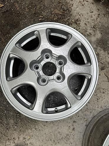 vario: Литые Диски R 15 Toyota, Комплект, отверстий - 5, Б/у — 2