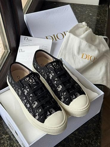 nike react: Продаю кеды Dior новые. Не подошел размер. Размер 40. Будет идеально — 1