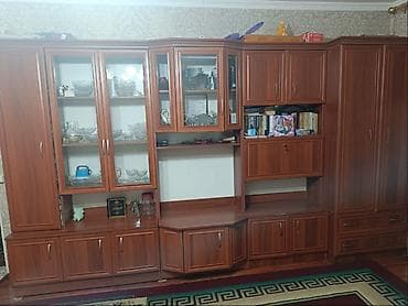 Офис эмереги: Секция-стенка для гостиной из ламинированной ДСП в тёплом оттенке lalafo.kg да — 1 Офис эмереги: Секция-стенка для гостиной из ламинированной ДСП в тёплом оттенке — 1