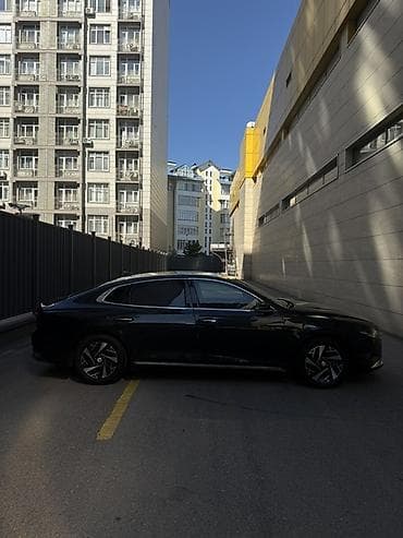 и 16: Hyundai Grandeur: 2020 г., 2.4 л, Автомат, Гибрид, Седан — 7