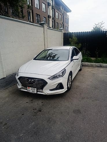 Hyundai Sonata: 2018 г., 2 л, Автомат, Бензин, Седан