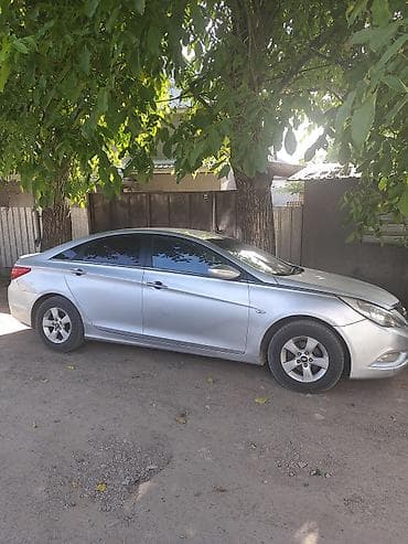 продажа автомобилей hyundai: Hyundai Sonata: 2010 г., 2 л, Автомат, Бензин, Седан — 4