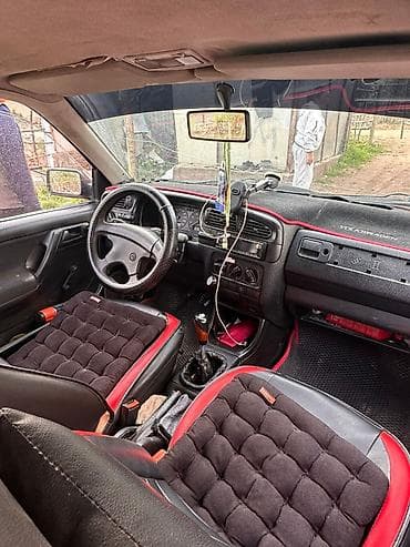 купить опель вектра б: Volkswagen Vento: 1994 г., 1.8 л, Механика, Седан — 5