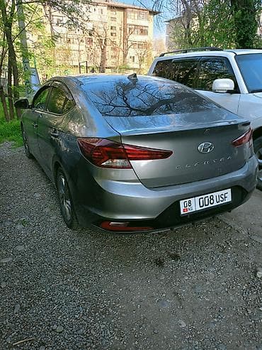 Продажа авто: Hyundai Elantra: 2019 г., 2 л, Автомат, Бензин, Седан — 4