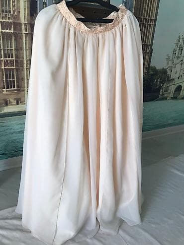 Личные вещи: Платье на выпускной, шилось на заказ. Очень красивое,юбка и верх — 2