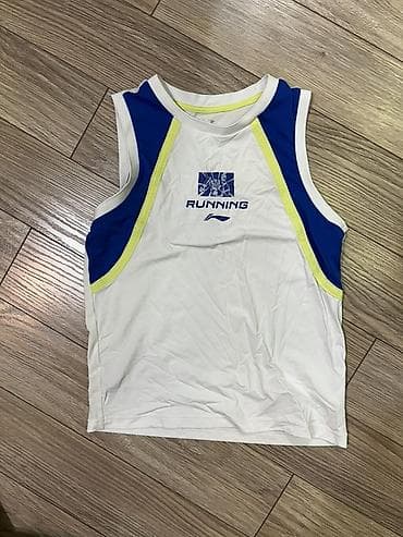 термобелье для тренировок: Лёгкая спортивная майка для бега на 8-10 лет. - Тип: безрукавка/топ — 1