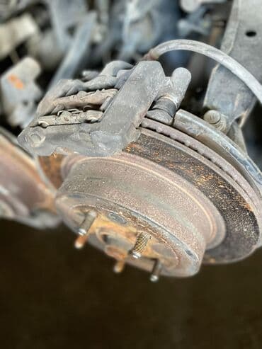 средний кузов двух скат: Toyota Crown Athlete,Crown Majesta, Mark 2 100 кузов, Subaru Legacy B4 — 7