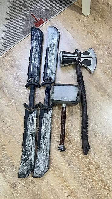 кастюм дед мороз: Набор декоративного/косплейного оружия из вселенной комиксов и игр: - — 1