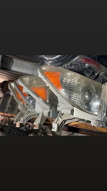 Комплект передних фар Toyota Б/у, Оригинал, Япония