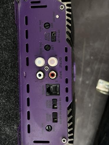 Катализаторлорду сатып алуу: Даяр чогултулган сабвуфер сатам. Машинаны жарат. Бас креслону — 2