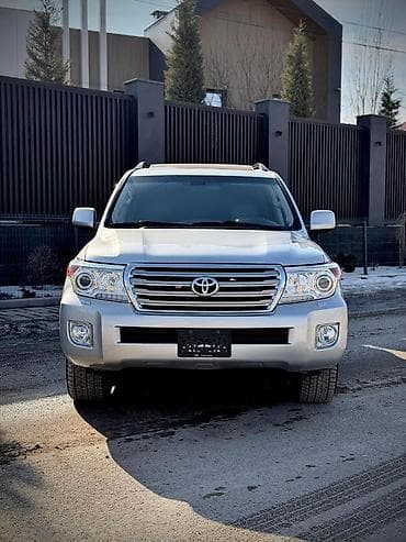 срочна алмашам: Toyota Land Cruiser: 2008 г., 4.7 л, Автомат, Газ, Внедорожник — 3