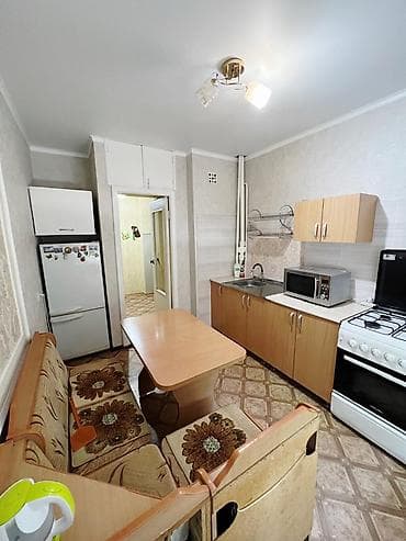 сухомлинова 28: 3 комнаты, 62 м², 1 этаж, Косметический ремонт — 6