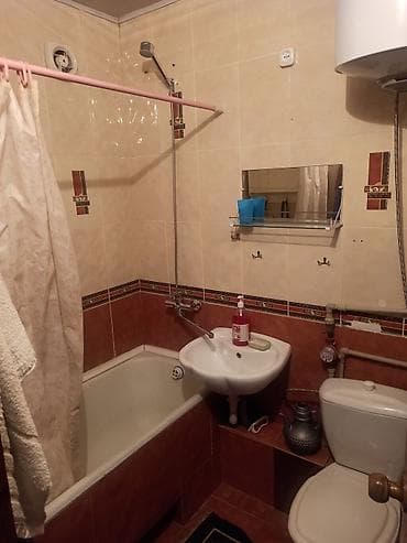 сдаю квартир микрайоне: 1 комната, С подселением — 4