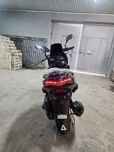 бука мото: Макси-скутер 150 куб. см, Бензин, Новый — 5